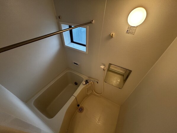 リビングタウン古坂弐番館の物件内観写真